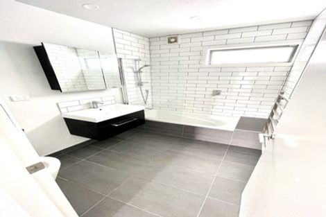 Photo of property in 5/30 Monowai Road, Johnsonville, Wellington, 6037