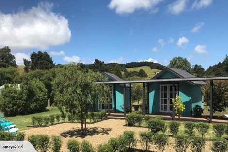 Photo of property in 22 Wairere Valley Road, Paparoa, 0571