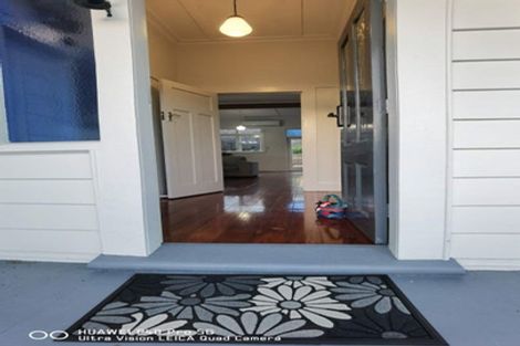 Photo of property in 100 Hatea Drive, Regent, Whangarei, 0112