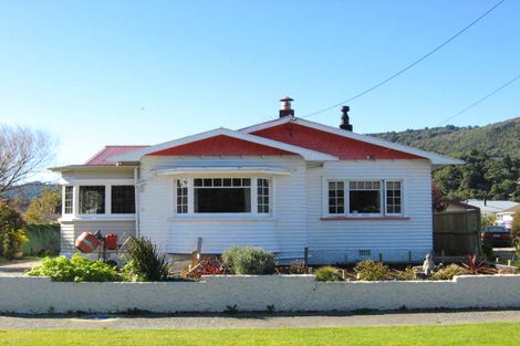 Photo of property in 91 Marlborough Street, Greymouth, 7805