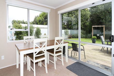 Photo of property in 22 Kupe Drive, Carterton, 5713