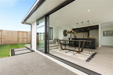 Photo of property in 33 Awataha Crescent, Pyes Pa, Tauranga, 3110