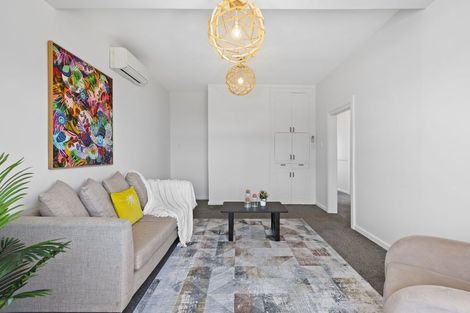 Photo of property in 17 Hart Street, Woolston, Christchurch, 8023