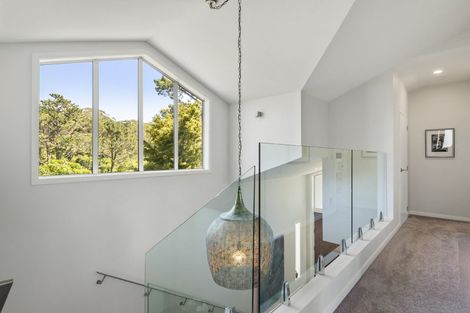 Photo of property in 8 Tree Fern Trail, Campbells Bay, Auckland, 0630