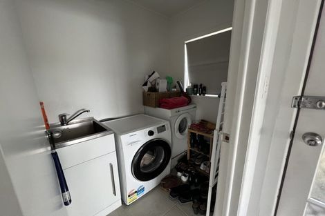 Photo of property in 157a Carlisle Road, Northcross, Auckland, 0632