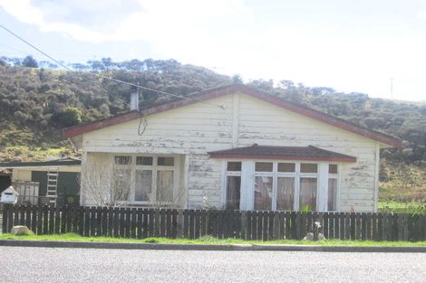 Photo of property in 71 Valley Road, Hikurangi, 0114