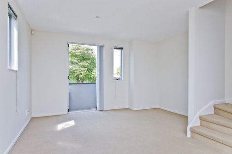 Photo of property in 433a West Coast Road, Glen Eden, Auckland, 0602