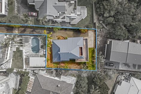 Photo of property in 11 Mizpah Road, Waiake, Auckland, 0630