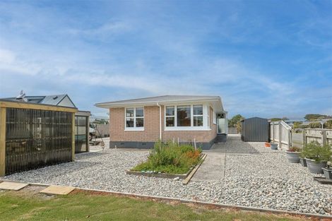 Photo of property in 20 Cook Street, Carters Beach, Westport, 7825