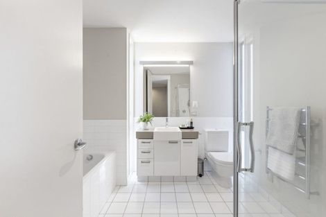 Photo of property in 10 Boardwalk Lane, Seatoun, Wellington, 6022