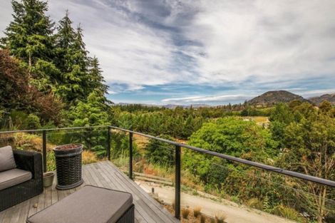 Photo of property in 293 Riverbank Road, Wanaka, 9382