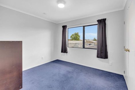 Photo of property in 14a Carthew Street, Feilding, 4702