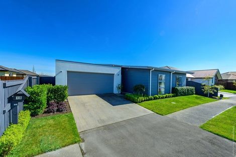 Photo of property in 10 Meyer Crescent, Halswell, Christchurch, 8025