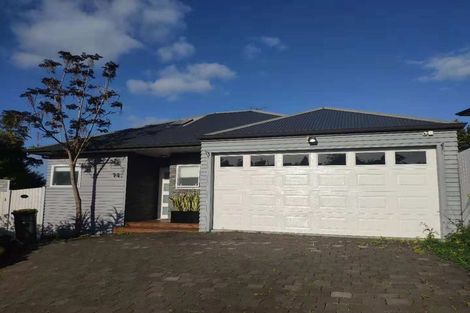 Photo of property in 14 Tiri View Place, Waiake, Auckland, 0630