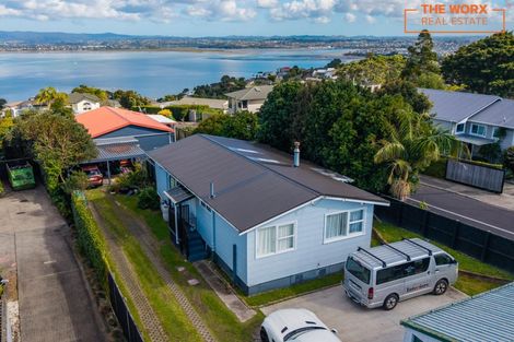 Photo of property in 150 Rangatira Road, Beach Haven, Auckland, 0626
