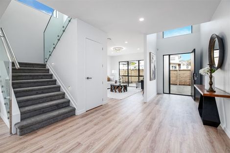 Photo of property in 12 Cumulus Way, Ranui, Auckland, 0612