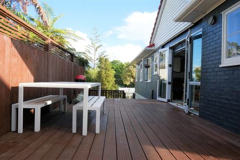 Photo of property in 1/14 Hogans Road, Glenfield, Auckland, 0629