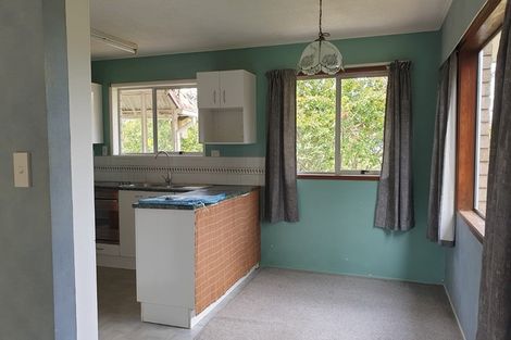 Photo of property in 5 St Catherine Crescent, West Harbour, Auckland, 0618