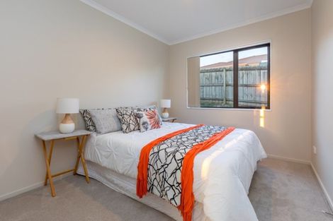 Photo of property in 75 Tiriwa Drive, Massey, Auckland, 0614