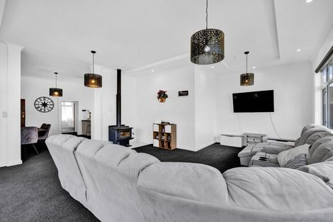 Photo of property in 21 Maire Street, Hawera, 4610