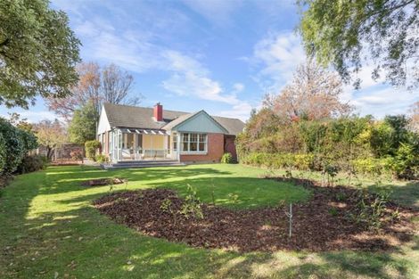 Photo of property in 184a Fendalton Road, Fendalton, Christchurch, 8052