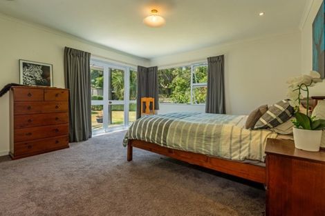 Photo of property in 12 Innerwell Lane, Ashhurst, Palmerston North, 4470