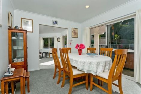 Photo of property in 27 Crestview Place, Browns Bay, Auckland, 0630