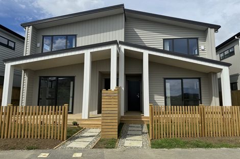 Photo of property in 8 Kapeta Lane, Karaka, 2113