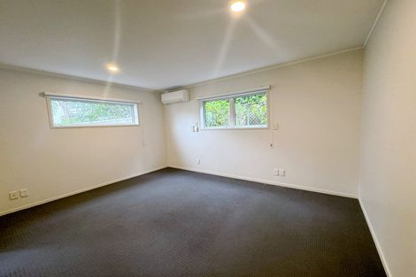 Photo of property in 129 Hobsonville Road, West Harbour, Auckland, 0618
