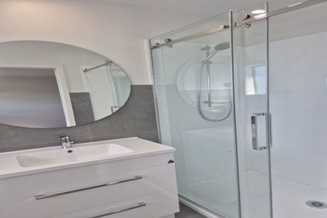 Photo of property in 25 Allan Avenue, Lytton West, 4071