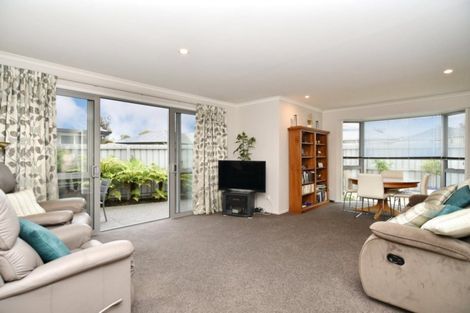 Photo of property in 1/28 Kirsten Place, Parklands, Christchurch, 8083