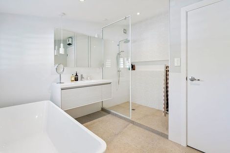 Photo of property in 16/1 Shore Road, Remuera, Auckland, 1050