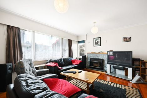 Photo of property in 2 Mccracken Avenue, Hillcrest, Hamilton, 3216