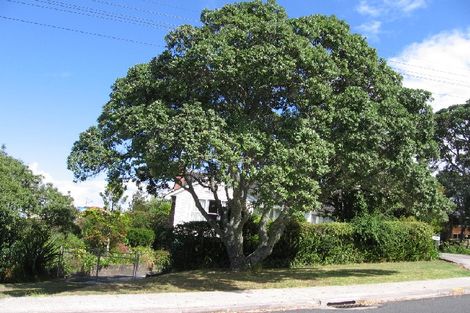 Photo of property in 47 Cliff Road, Torbay, Auckland, 0630