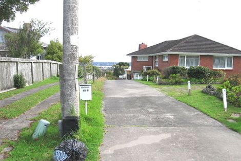 Photo of property in 2/68 Bleakhouse Road, Bucklands Beach, Auckland, 2014