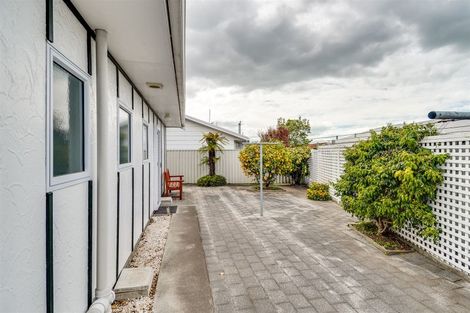 Photo of property in 1/20 Howard Road, Taradale, Napier, 4112