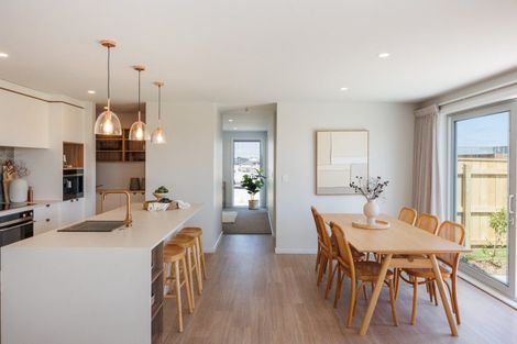 Photo of property in 68 Atlantic Drive, Fitzherbert, Palmerston North, 4410