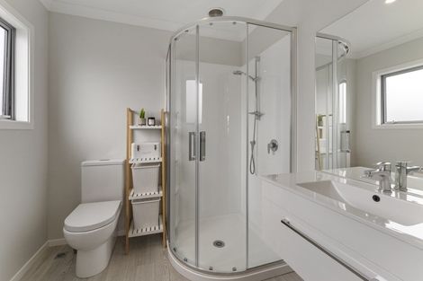 Photo of property in 10 Tieke Lane, Kenepuru, Porirua, 5022