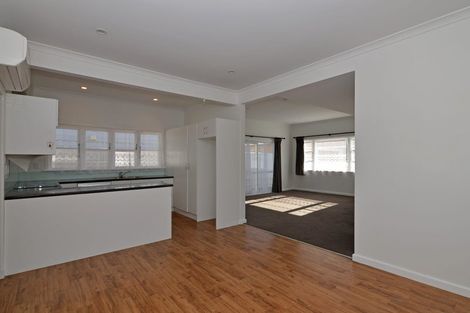 Photo of property in 37a Parkvale Road, Karori, Wellington, 6012