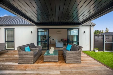 Photo of property in 4 Borthwick Street, Belfast, Christchurch, 8051