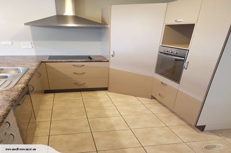 Photo of property in 5 Montrose Place, Pyes Pa, Tauranga, 3112