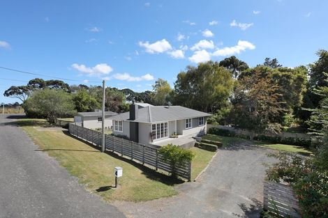 Photo of property in 4 Simpson Street, Turakina, Whanganui, 4581