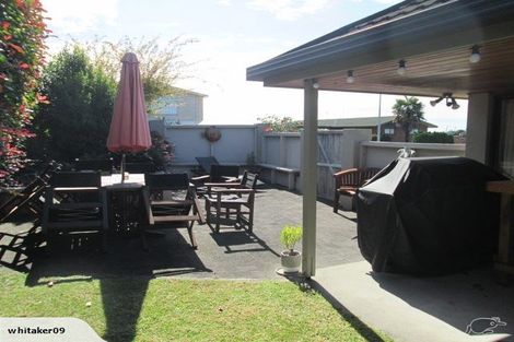 Photo of property in 47 Whitaker Street, Otumoetai, Tauranga, 3110