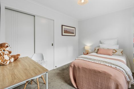 Photo of property in 2 Bruce Street, Mosgiel, 9024