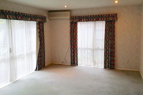 Photo of property in 2/209 Withells Road, Avonhead, Christchurch, 8042