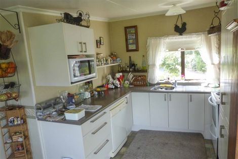 Photo of property in 8 Dunns Road, Otatara, Invercargill, 9879