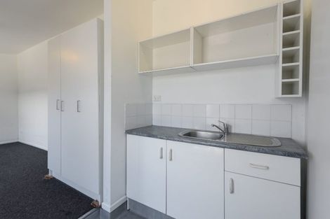 Photo of property in 26 Herald Street, Berhampore, Wellington, 6023