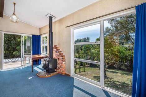 Photo of property in 115 Beach Haven Road, Beach Haven, Auckland, 0626