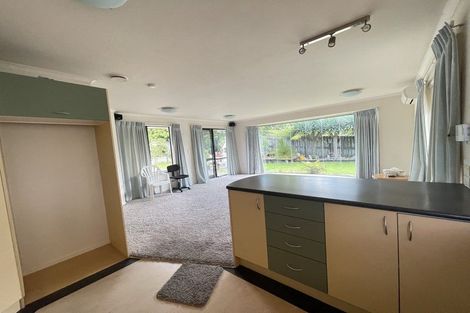 Photo of property in 26 Brittany Drive, Henderson, Auckland, 0612