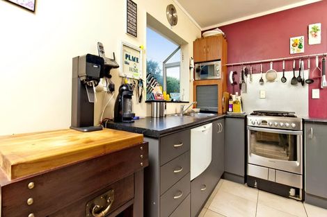 Photo of property in 13a Becroft Drive, Forrest Hill, Auckland, 0620